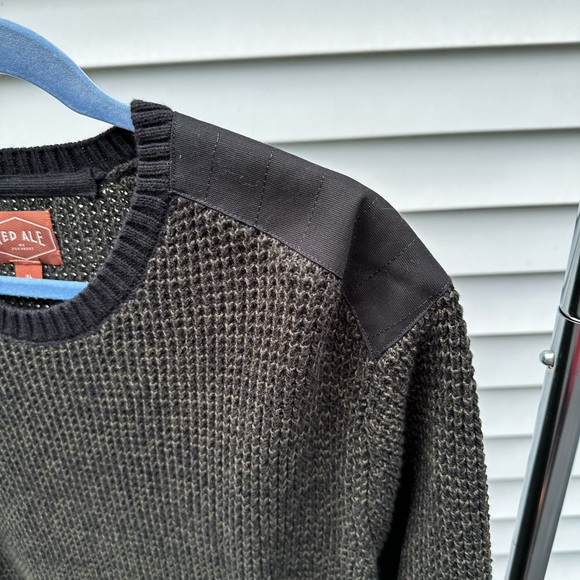 Red Ale Grey Shoulder Patch Sweater - Picture 3 of 6